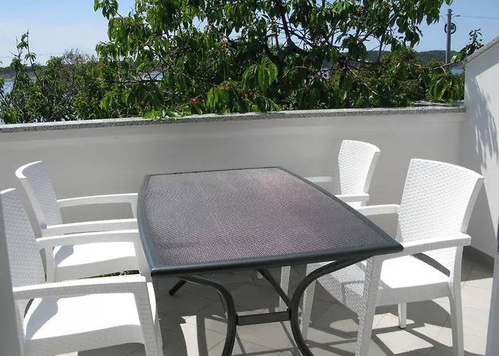 Apartment Ivica *
